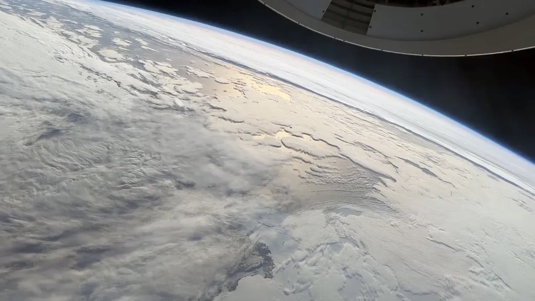 Tak wygląda Antarktyda z kosmosu po raz pierwszy sfilmowana przez ludzi. Zobacz nagranie z misji Fram2!