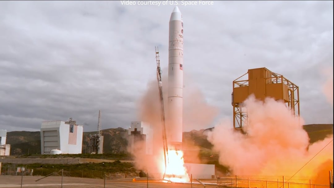 To miał być międzykontynentalny pocisk balistyczny. Minotaur 4 właśnie wysłał satelity szpiegowskie w kosmos