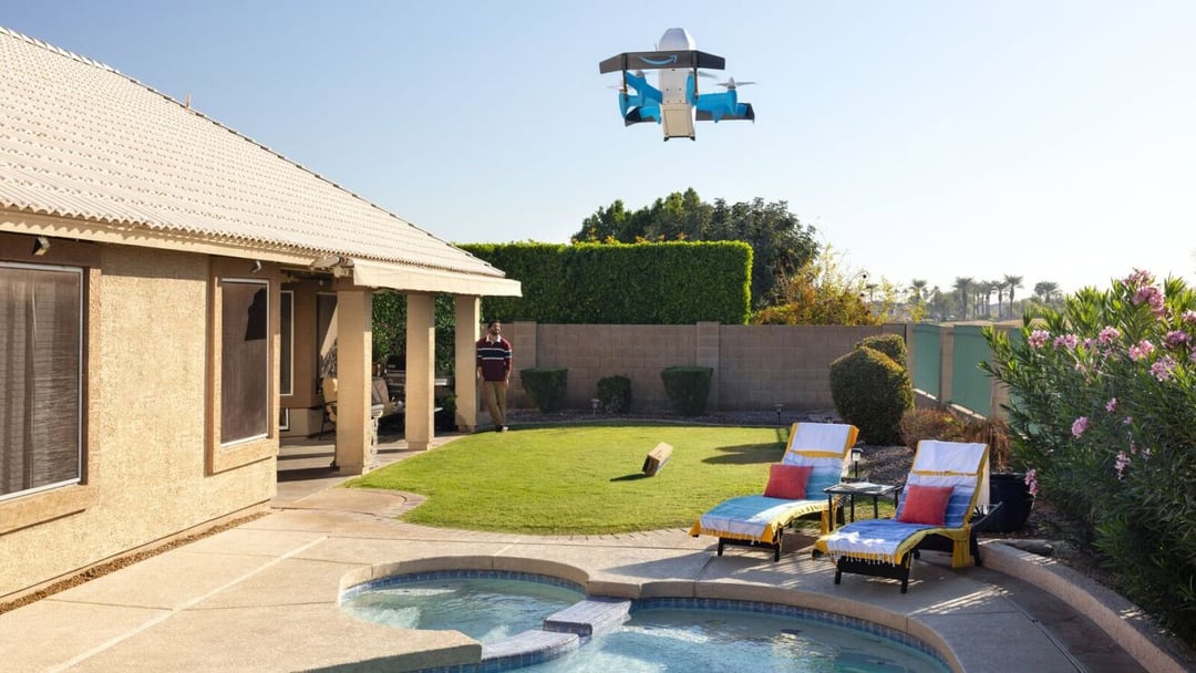 Zakupy z Amazonu przylecą w godzinę. Dostarczy je dron, a nie kurier