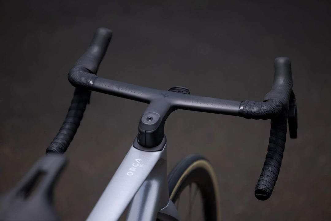 Orbea Orca 2025. Smuklejsza, szybsza, gotowa na górskie etapy