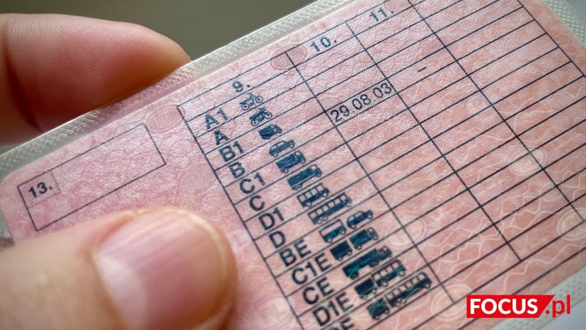 Bezterminowe prawo jazdy do wymiany. Szykuj się na podwyżkę i stanie w kolejce