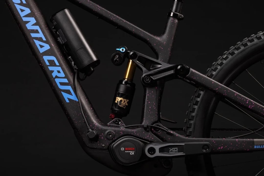 Zjazdy bez kompromisów i podjazdy bez wysiłku. Santa Cruz stworzył eMTB, które zastępuje wyciąg górski