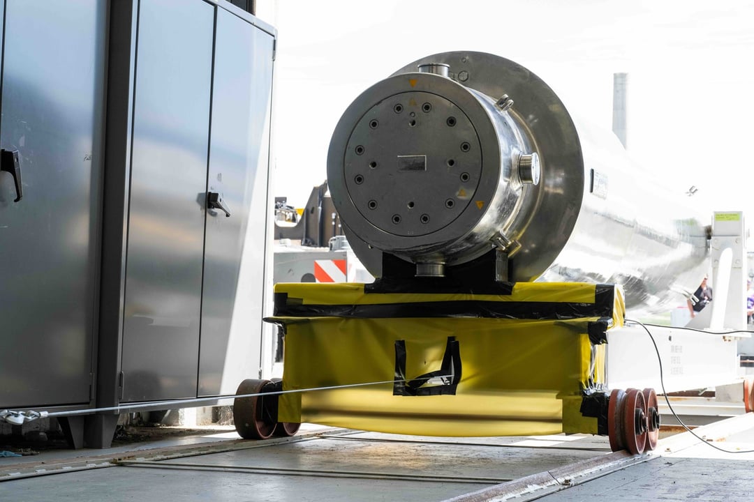 Radioaktywne pręty po 6 latach ekstremalnych testów trafiły do laboratorium. Ich badanie może odmienić przyszłość energetyki