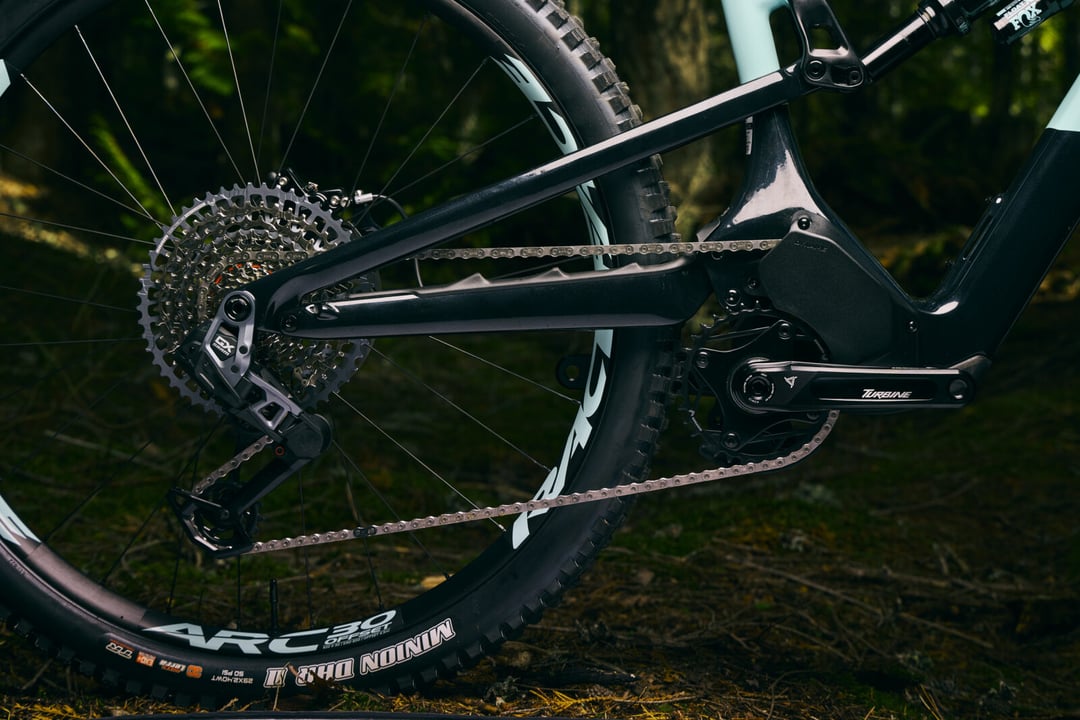 Twój rower elektryczny może być mocniejszy bez wymiany części. Aktualizacja oprogramowania robi cuda