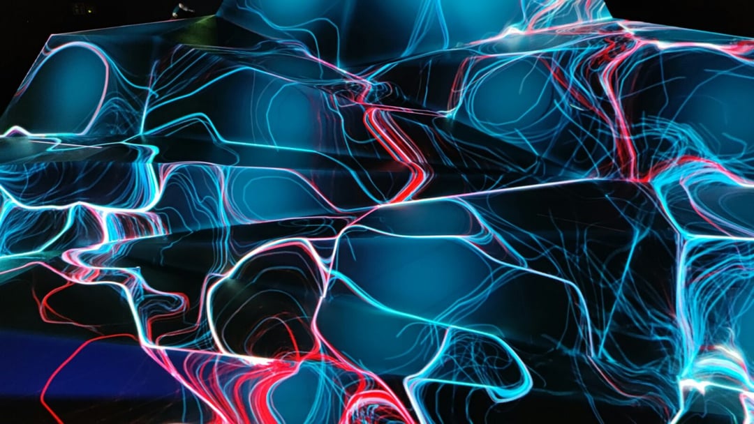 Niewidzialny szkielet Wszechświata wreszcie ujawniony. Polski naukowiec na tropie superciężkich grawitin