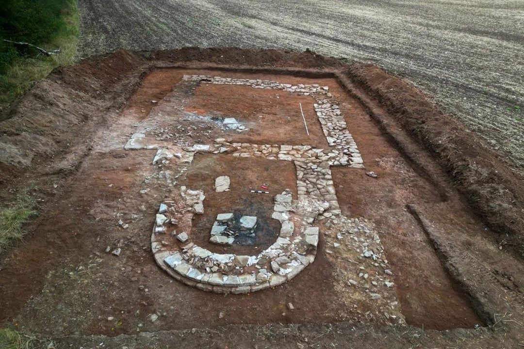 Pogrzebane pod rynnami kościoła w nadziei na zbawienie. Poruszające odkrycie archeologów w Saksonii-Anhalt