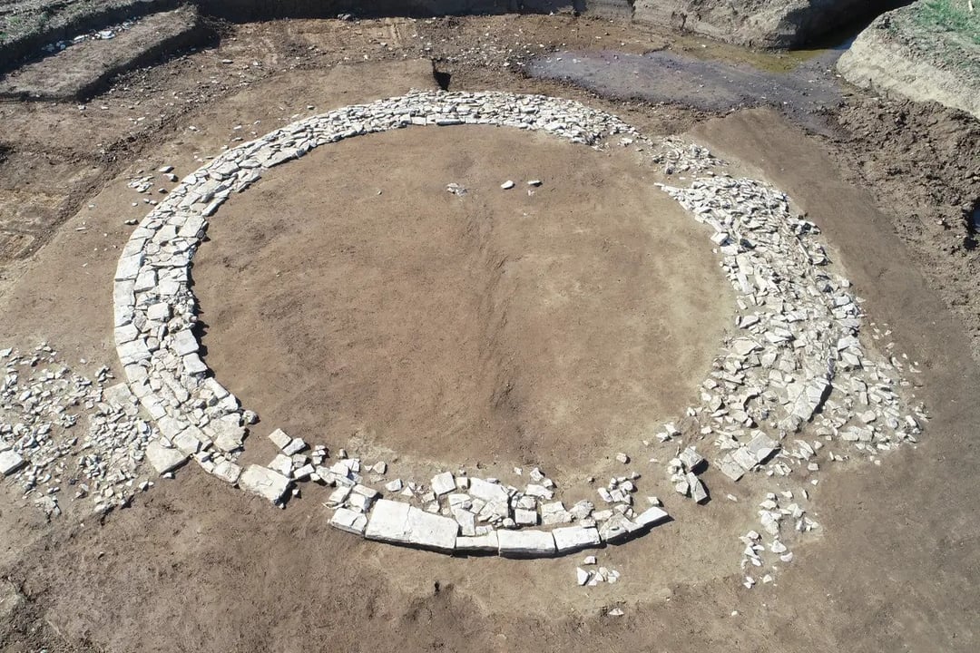 Kamienny krąg z Niemiec powstał tysiące lat temu. Jego zawartość przeczy zdrowemu rozsądkowi