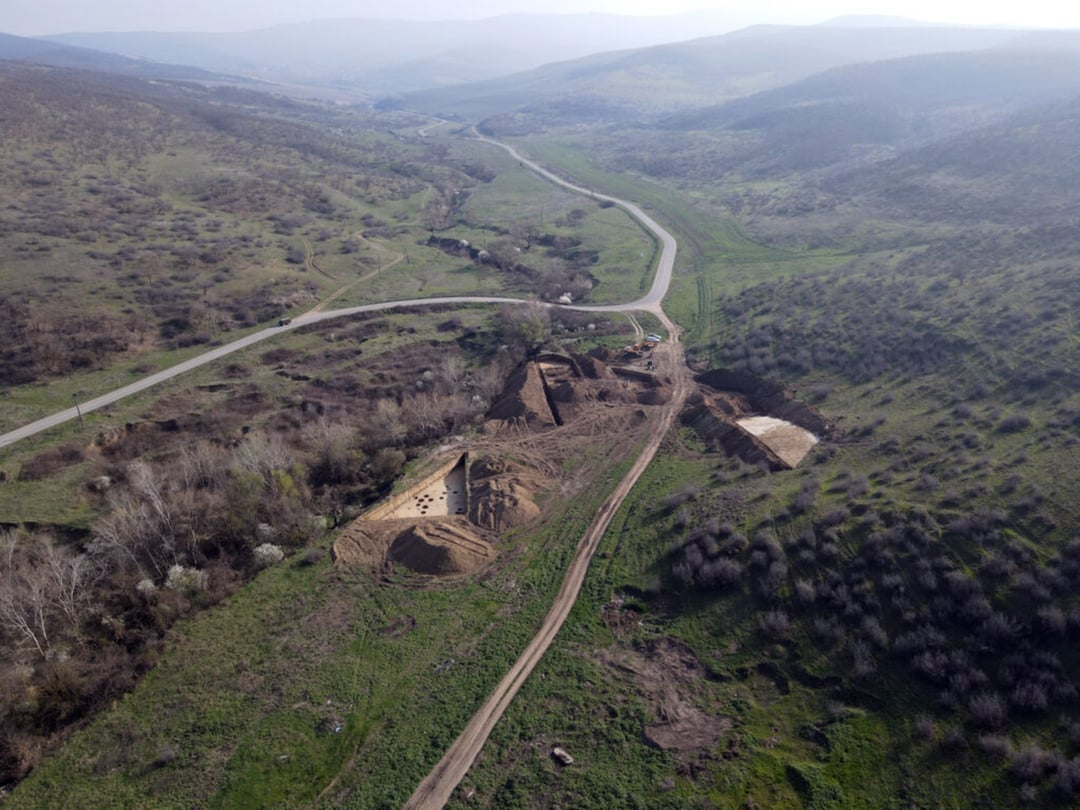 Ukryte miasto sprzed 7 tysięcy lat podczas budowy drogi w Rosji. Nikt nie spodziewał się takich znalezisk