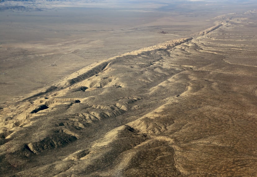 Gigantyczne pęknięcie 5 kilometrów pod oceanem. Geologiczny proces uchwycony po raz pierwszy w historii