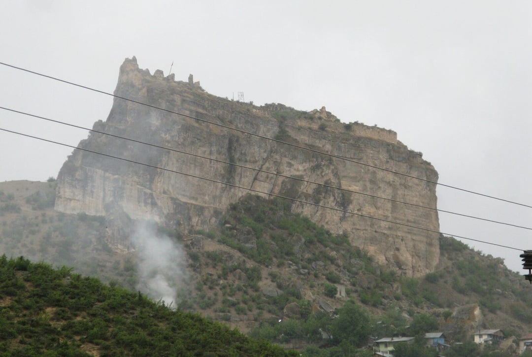 Średniowieczna świątynia skrywała coś znacznie starszego. Archeolodzy rozwiązali zagadkę króla Aszota