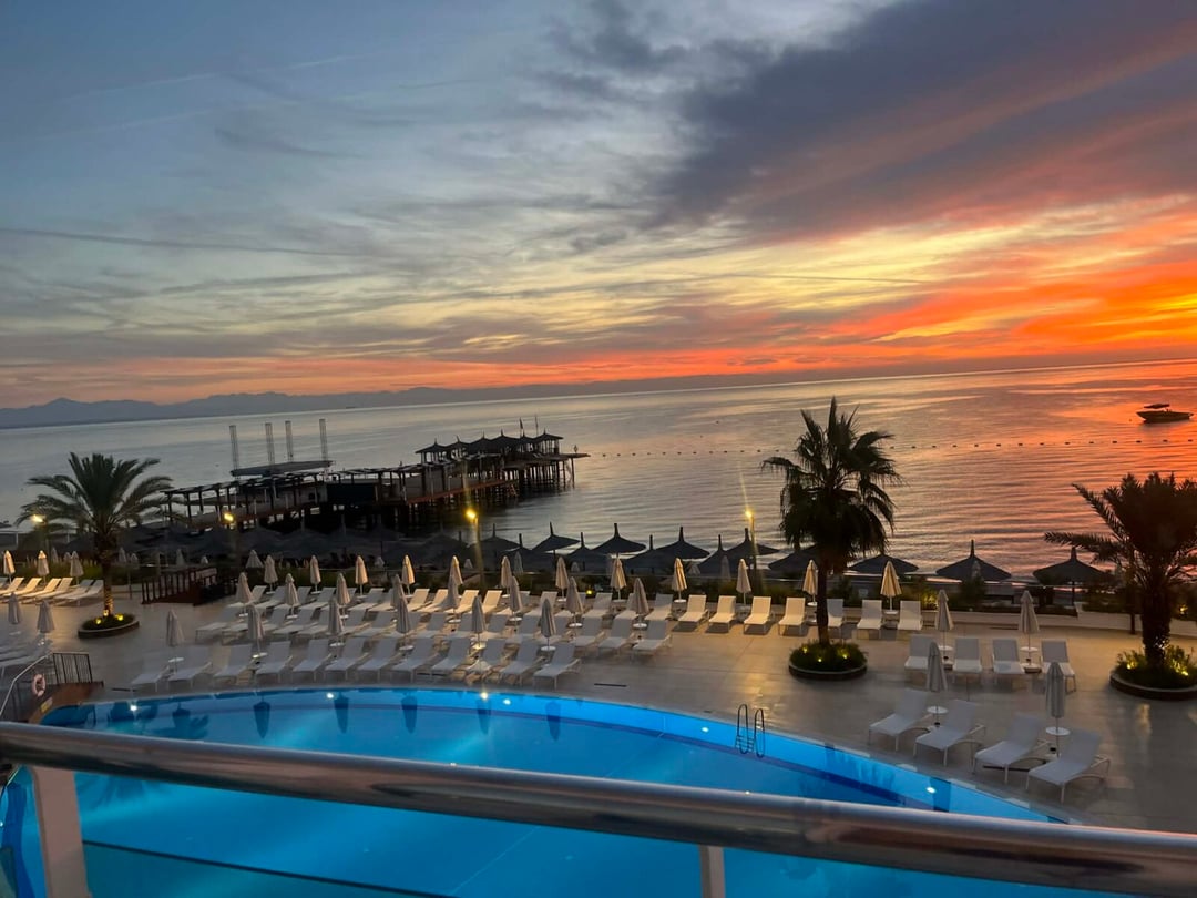 Odkryj Turcję, miejsce, gdzie historia pachnie porankiem, a wieczór lśni słońcem 