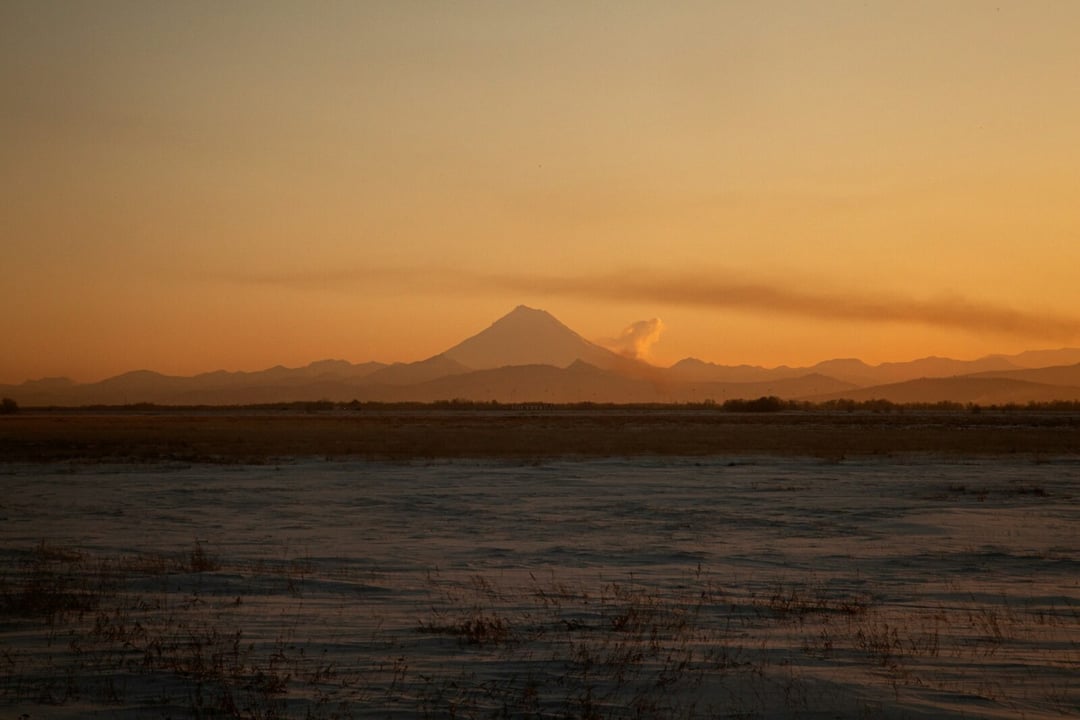Gigantyczny wulkan z Kamczatki obudził się po 400 latach. Naukowcy odkryli co naprawdę obudziło Kraszeninnikowa
