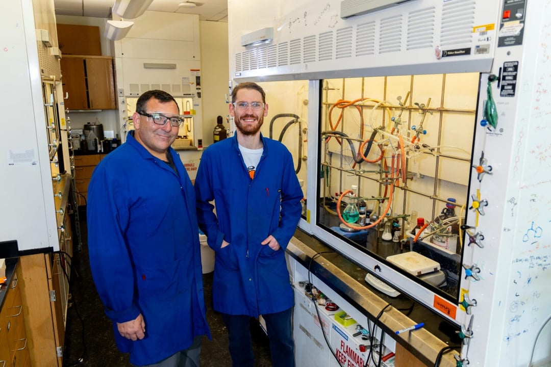 Zweryfikowali szaloną teorię z połowy ubiegłego wieku. Eksperyment z karbenami przesuwa granice chemii