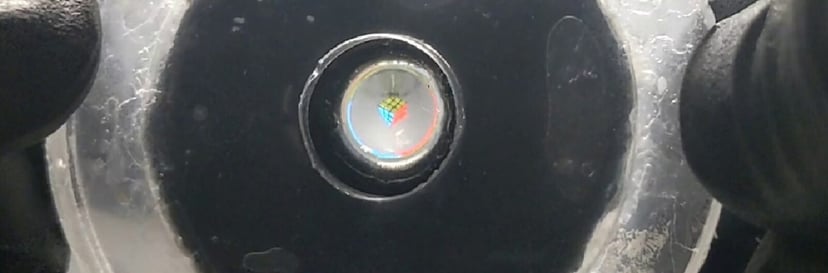 Miękka soczewka hydrożelowa dla robotów. Inżynierowie stworzyli elastyczne, samoregulujące oko zainspirowane ludzką gałką oczną