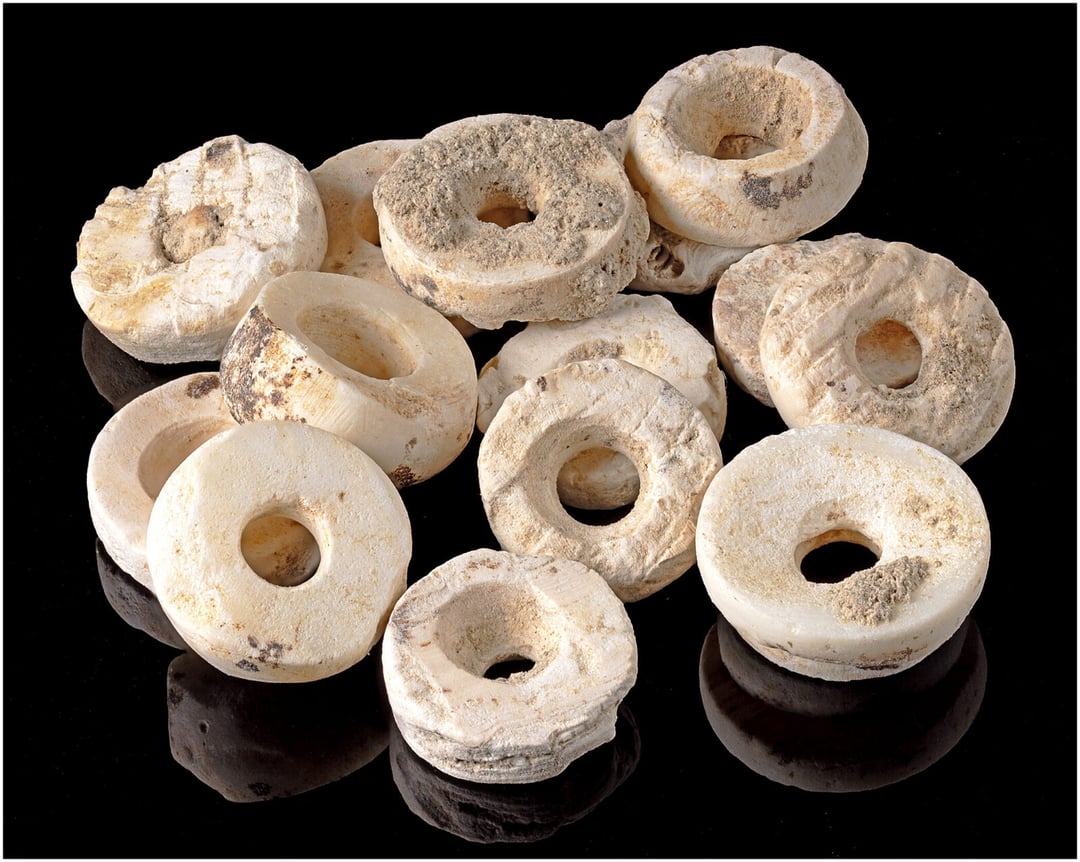 Hiszpańskie odkrycie stulecia. Archeolodzy odnaleźli grobowiec z setkami tysięcy paciorków