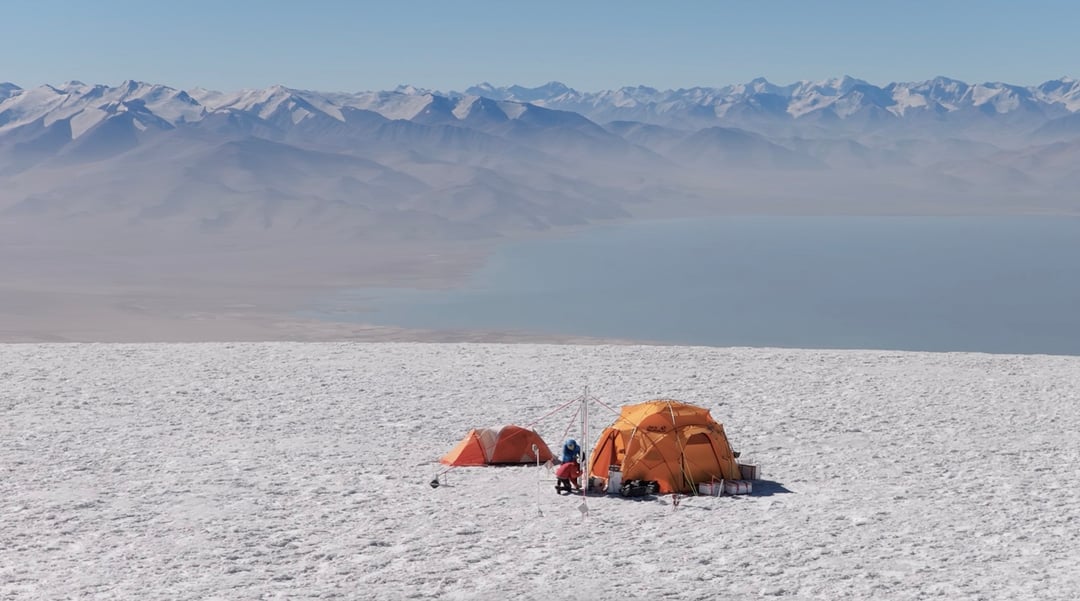 Anomalia w sercu Azji stawia naukowców w zakłopotaniu. Lodowce rosną tam, gdzie powinny znikać