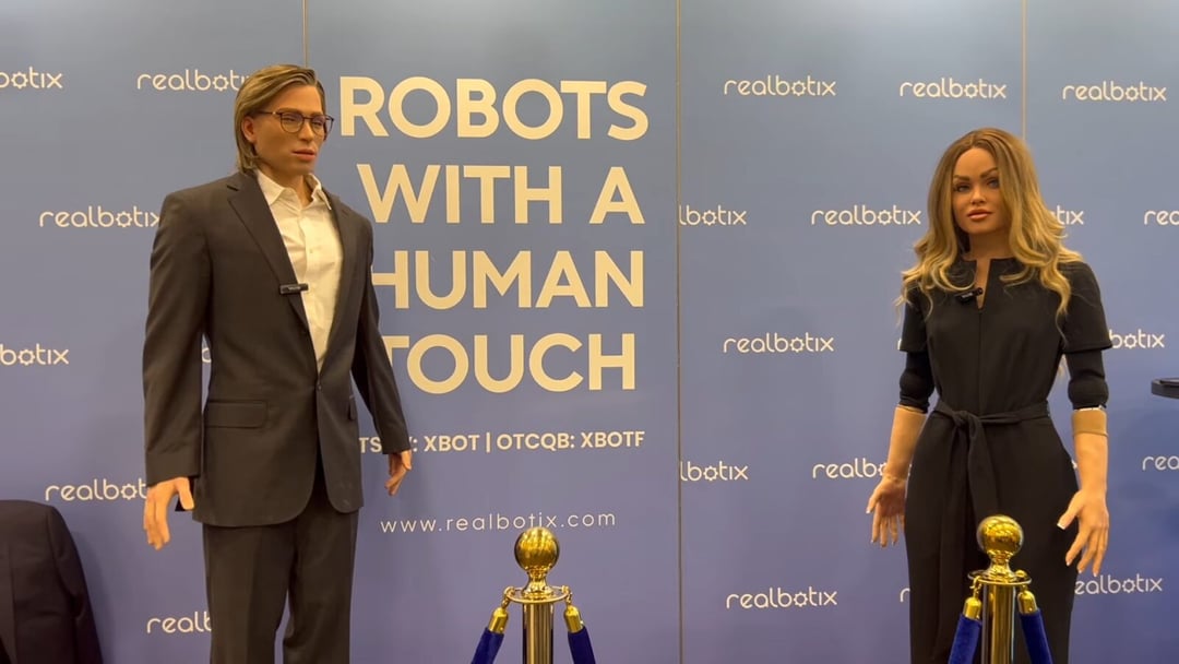 Bez scenariusza i pomocy. Roboty Realbotix dostały szansę na swobodną rozmowę