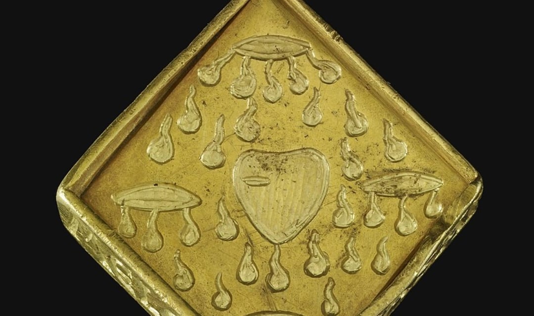 Czterolatek znalazł złoty relikwiarz z epoki Tudorów. Skarb leżał w ziemi przez 500 lat