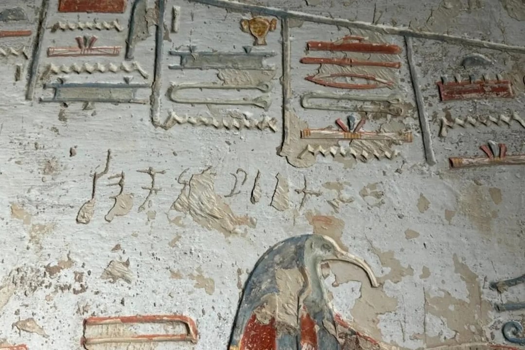 Egipskie zabytki są pokryte napisami z zupełnie innej części świata. Powstały tysiące lat temu