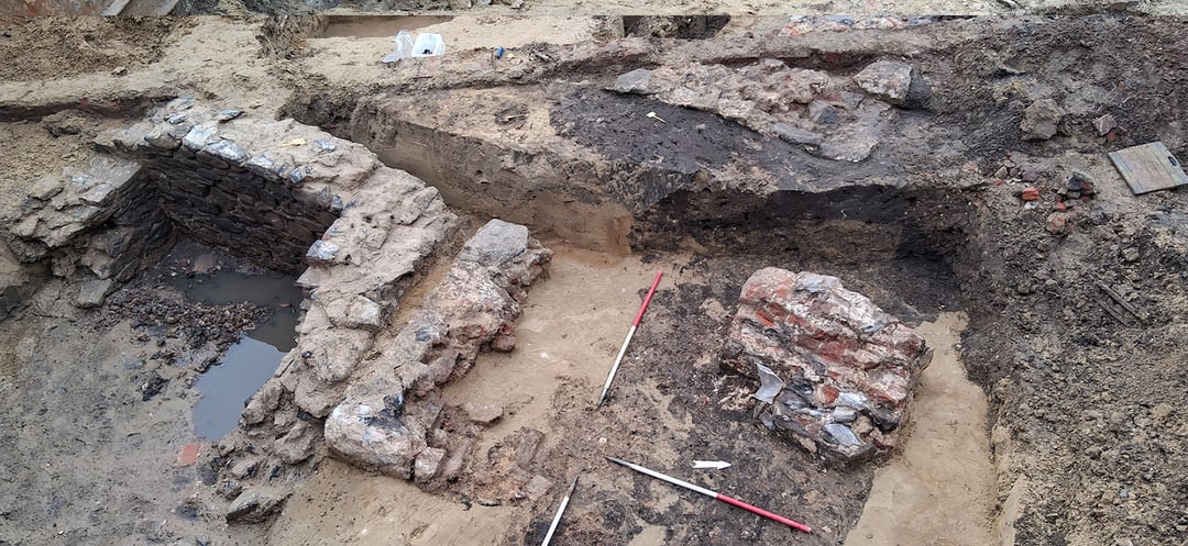 Budowali blok, a odnaleźli XVI-wieczny obiekt. To hiszpański zamek w… Belgii