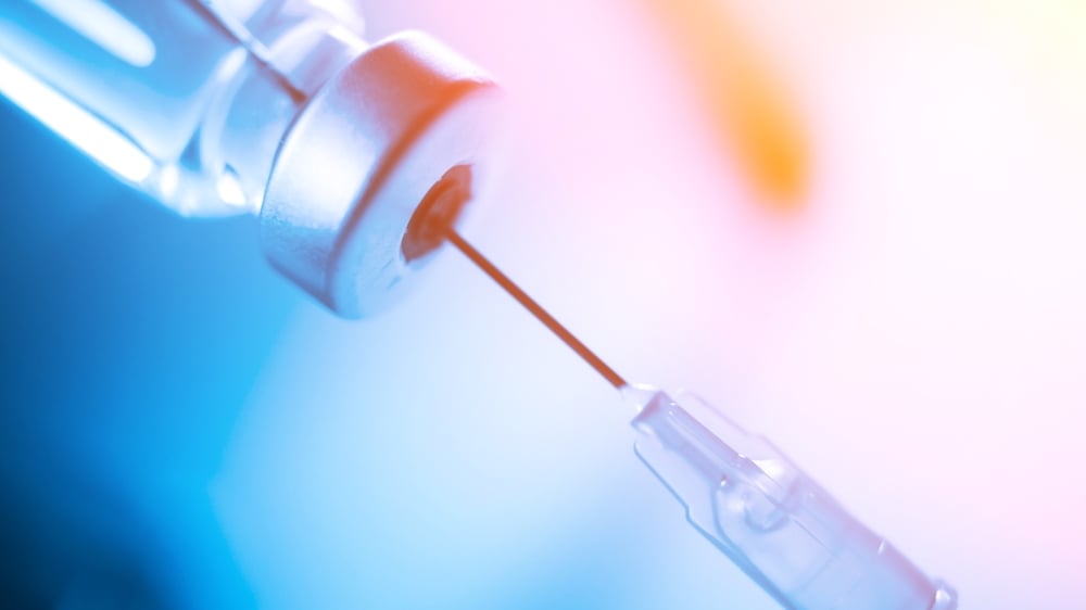 Sezon grypowy blisko, ruszają szczepienia. Ale czy są skuteczne?