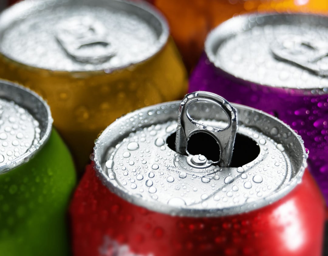 Słodkie napoje są groźne dla zdrowia. Nowe badanie: mogą skracać życie