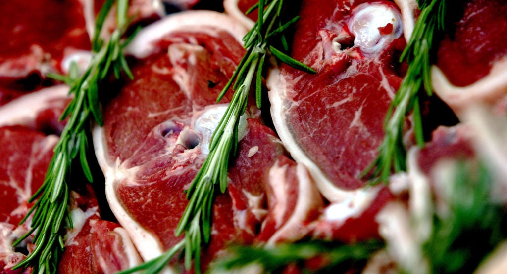 Co jedli nasi przodkowie? Na pewno nie byli na diecie paleo