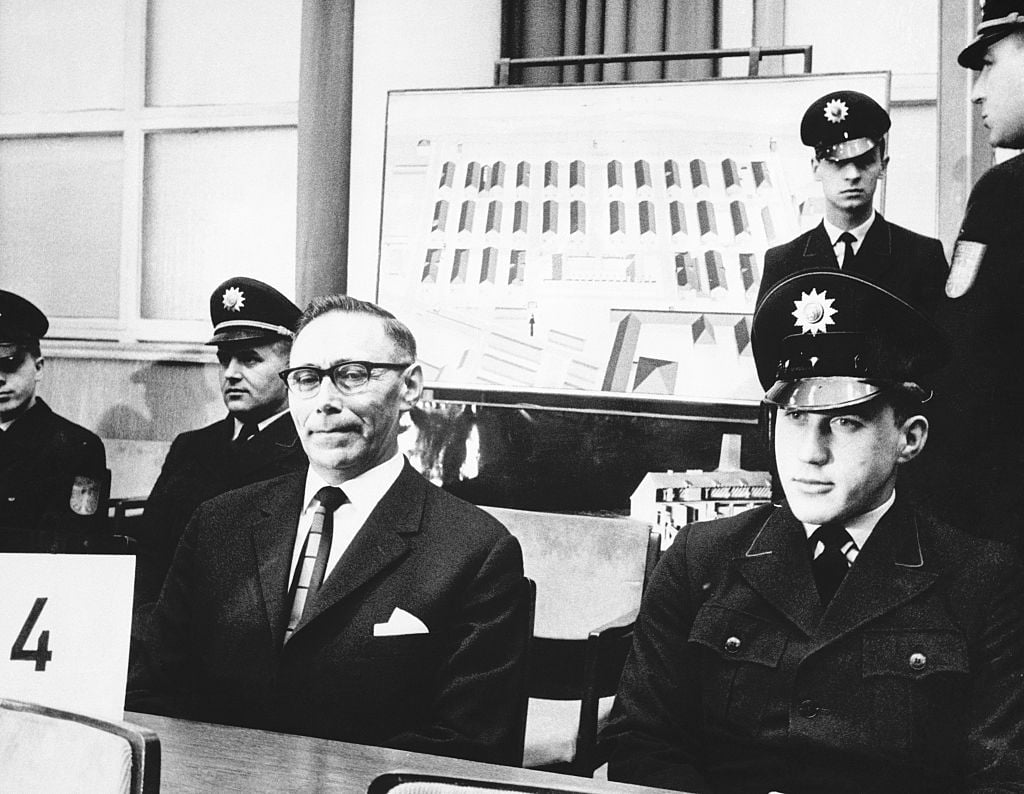 Hitlerowskich zbrodniarzy ochronił… kodeks drogowy. Jak to możliwe?