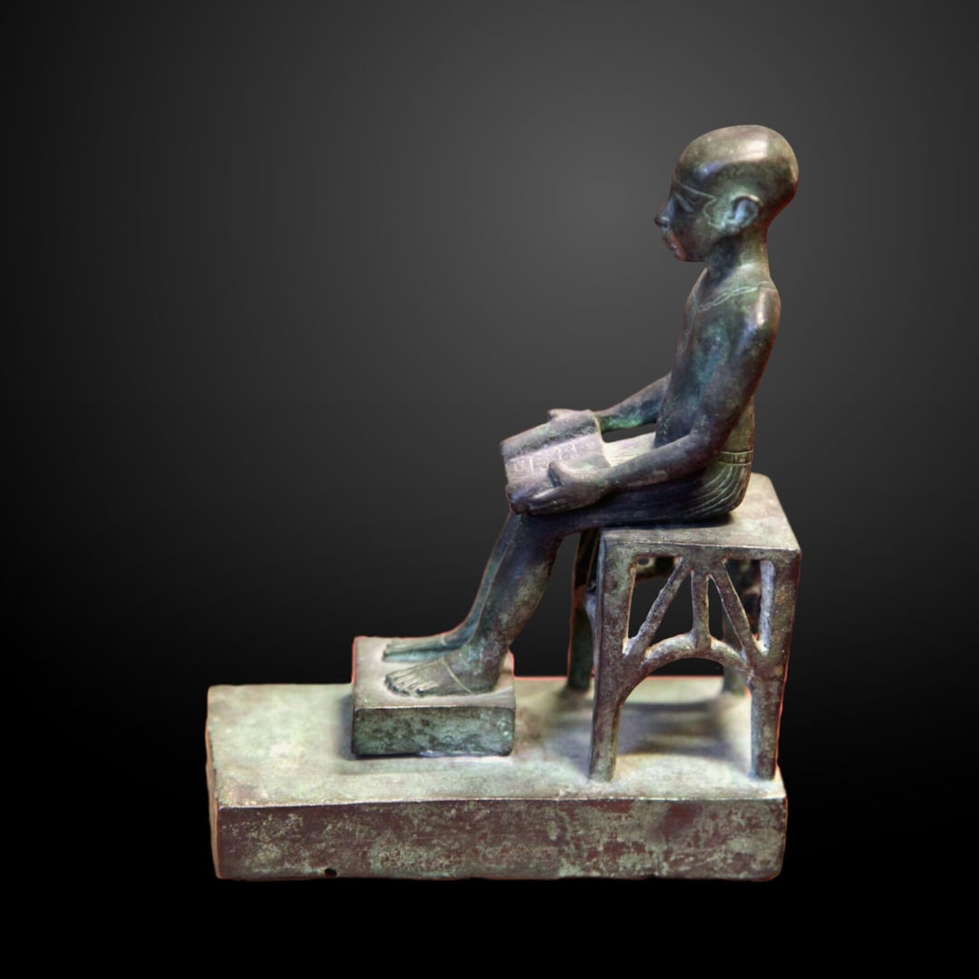 Imhotep: genialny budowniczy pierwszej piramidy. Dlaczego uznano go za boga?