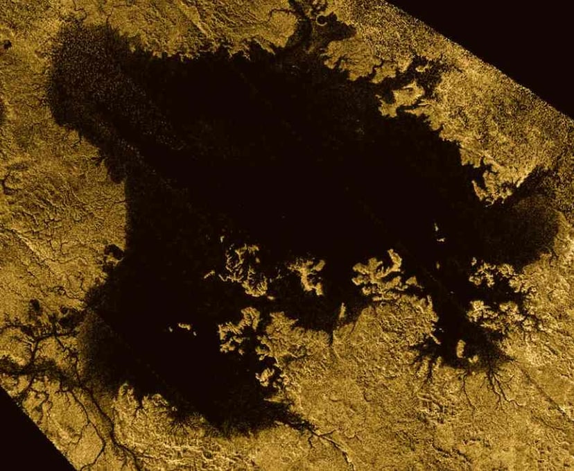 pierwsza-globalna-mapa-obcego-swiata-tak-wyglada-tytan