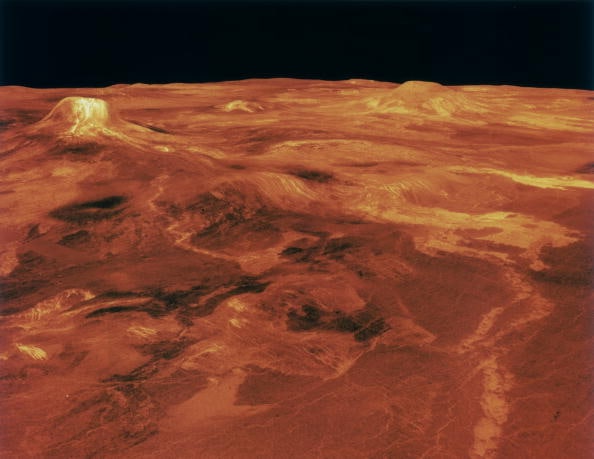 nasa-wysle-dwie-sondy-na-wenus-wyda-na-to-miliard-dolarow-fot-space-frontiers-hulton-archive-getty-images