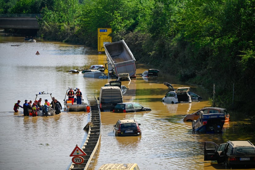 powodzie-w-niemczech-to-wina-zmian-klimatu-w-przyszlosci-burze-i-ulewy-beda-coraz-czestsze-fot-sascha-schuermann-getty-images