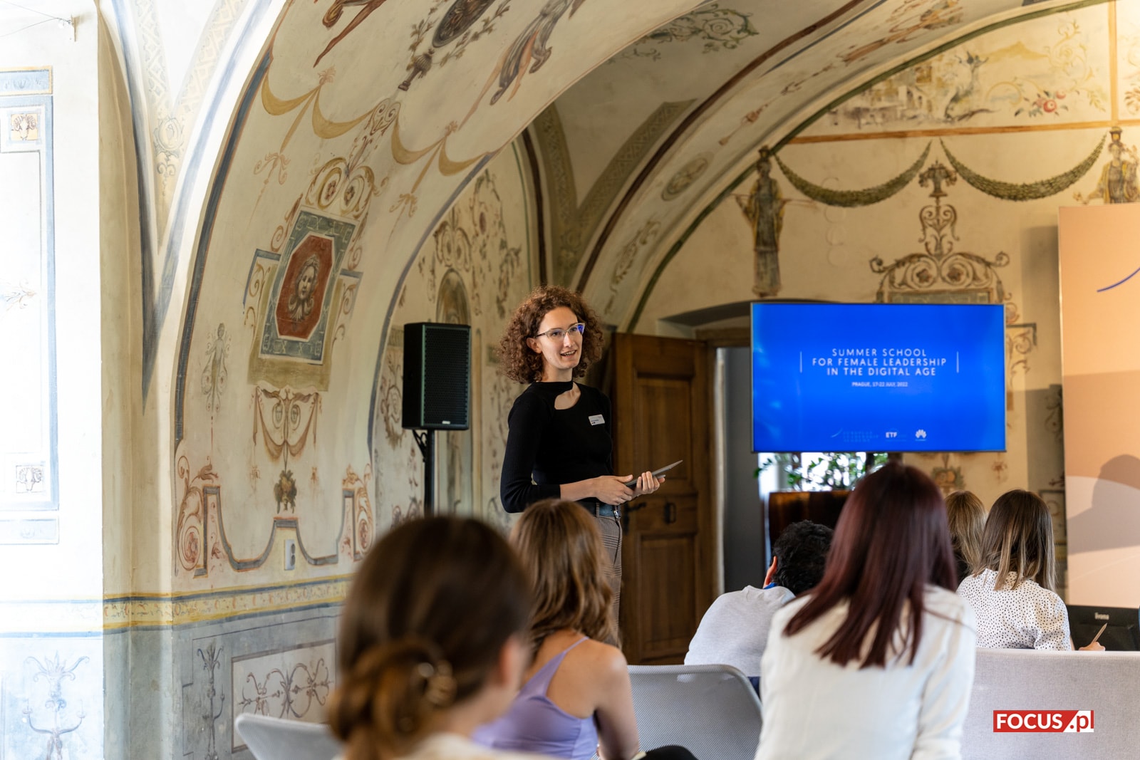 Huawei szkoli młode liderki. Jechałem zobaczyć stereotypowy feminizm, a muszę posypać głowę popiołem