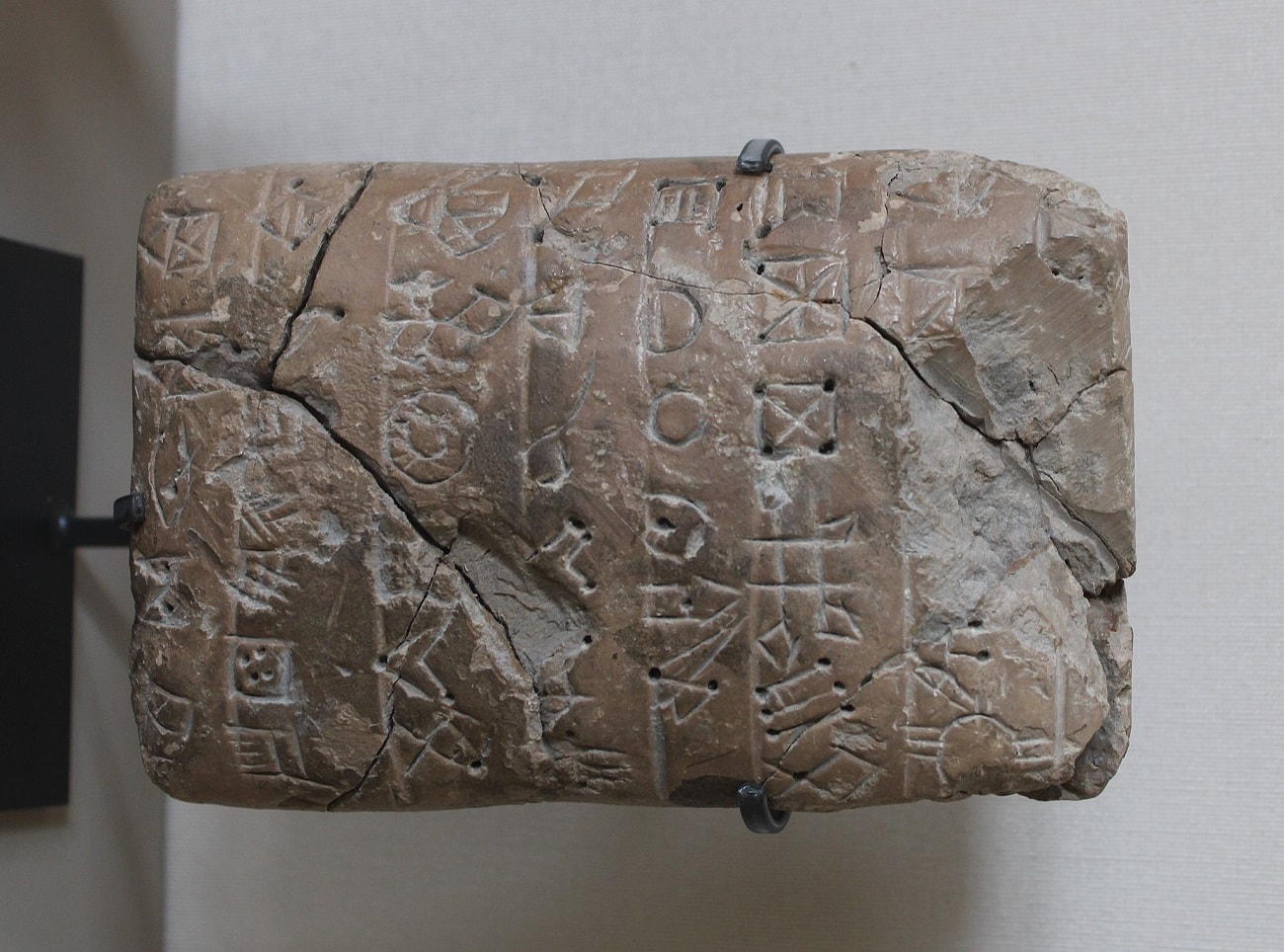 Rozszyfrowali tajemniczy skrypt sprzed 4000 lat. Kim byli jego autorzy?