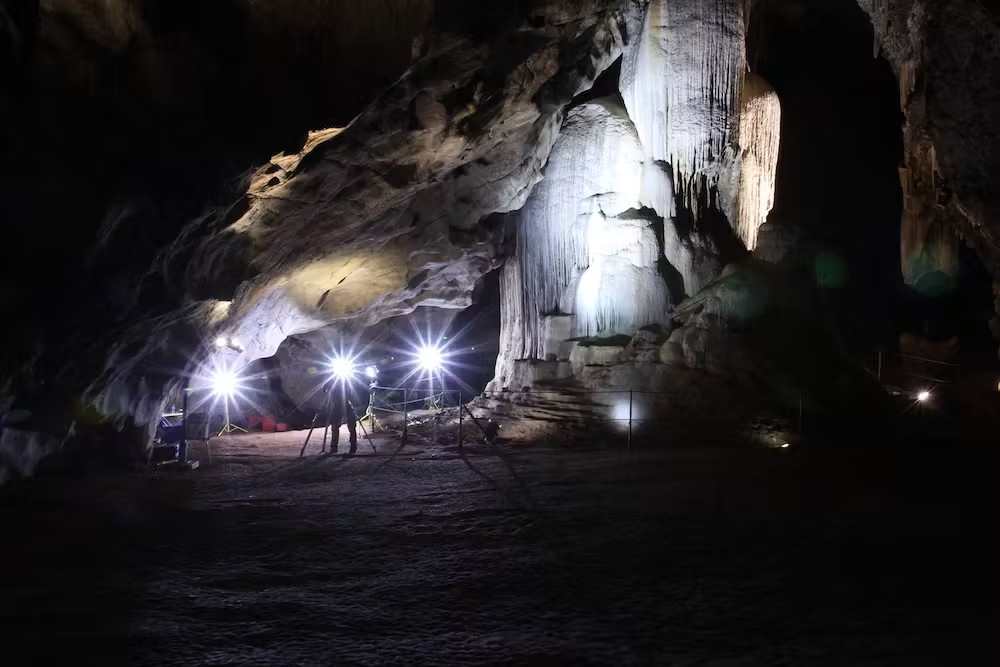 Jaskinie Wellington, w których znaleziono skamieniałości gada /  źródło: The Conservation, Diana Fusco, CC-BY-4.0
