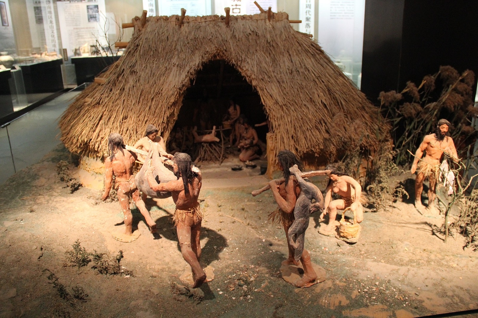 Szczątki dwukrotnie starsze, niż sądzono. Losy mieszkańców tej jaskini są coraz bardziej zagadkowe