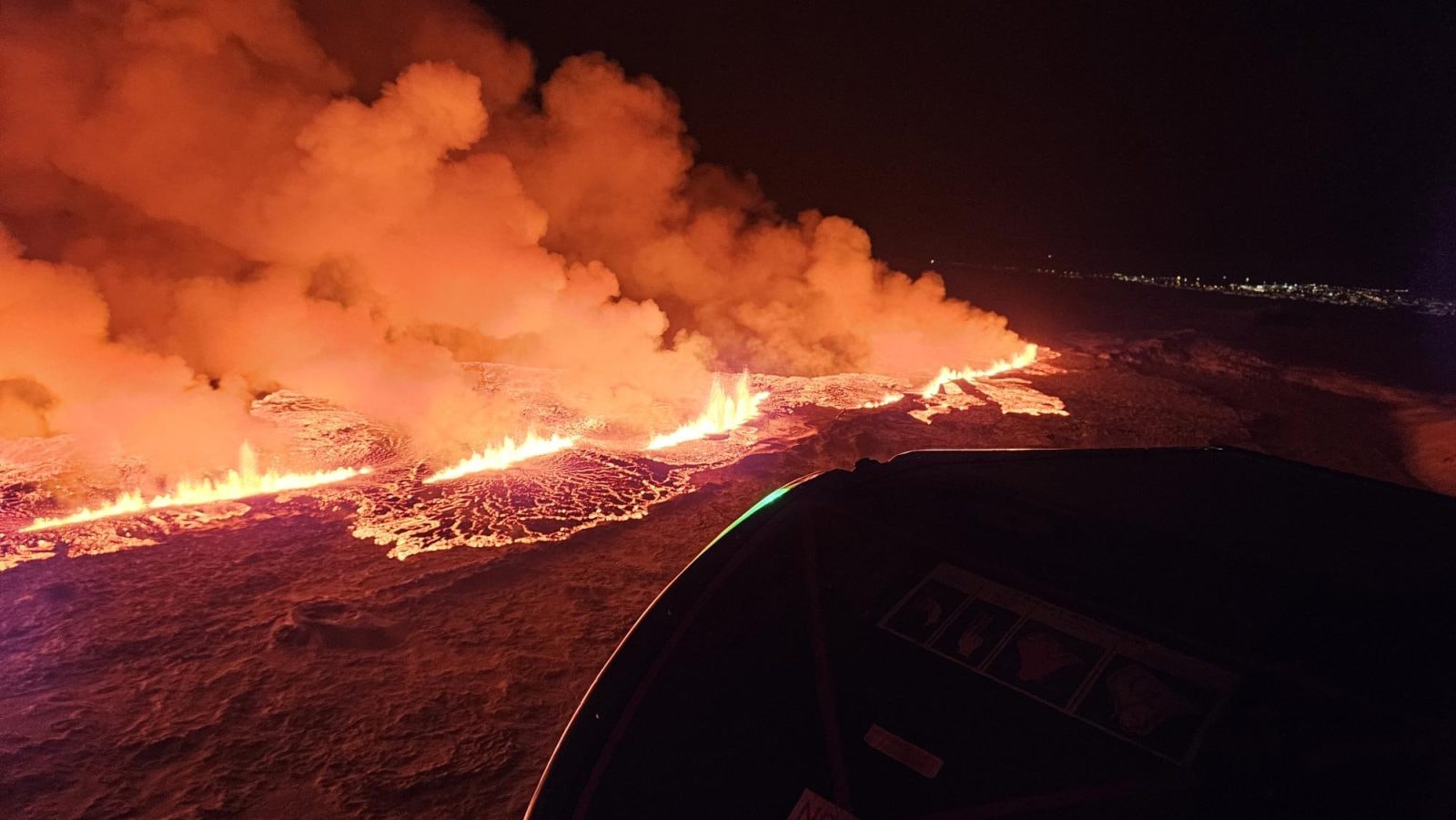 Erupcja w okolicach Grindavik w 2023 roku / źródło: Islandzkie Biuro Meteorologiczne, vedur.is, domena publiczna
