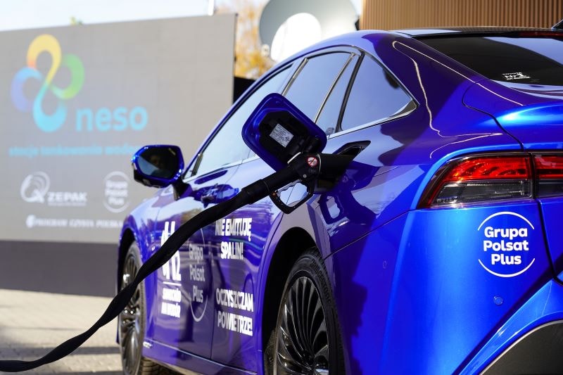 Samochody wodorowe podczas jazdy oczyszczają powietrze
