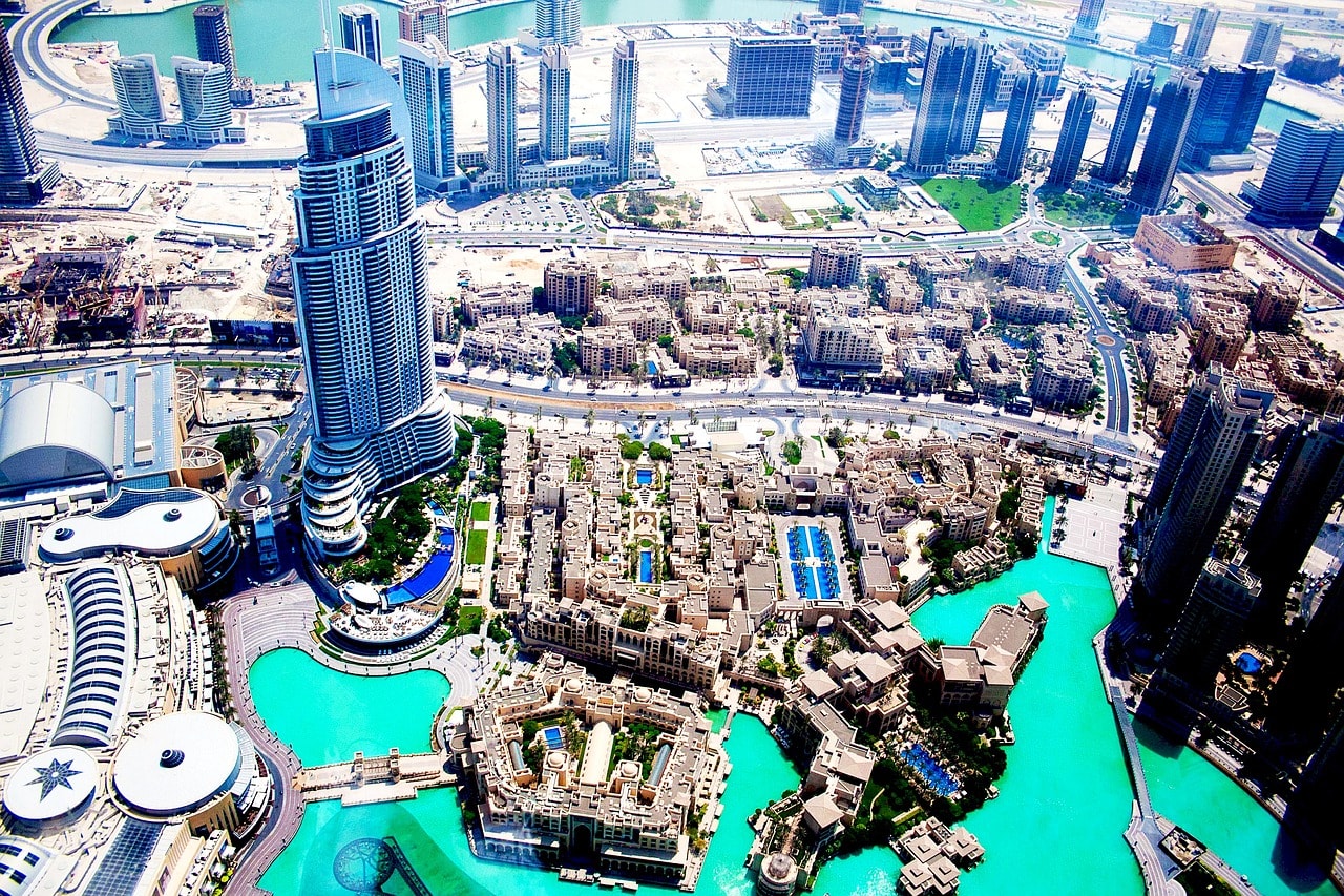Zdjęcie poglądowe Dubaju podczas słonecznej pogody
