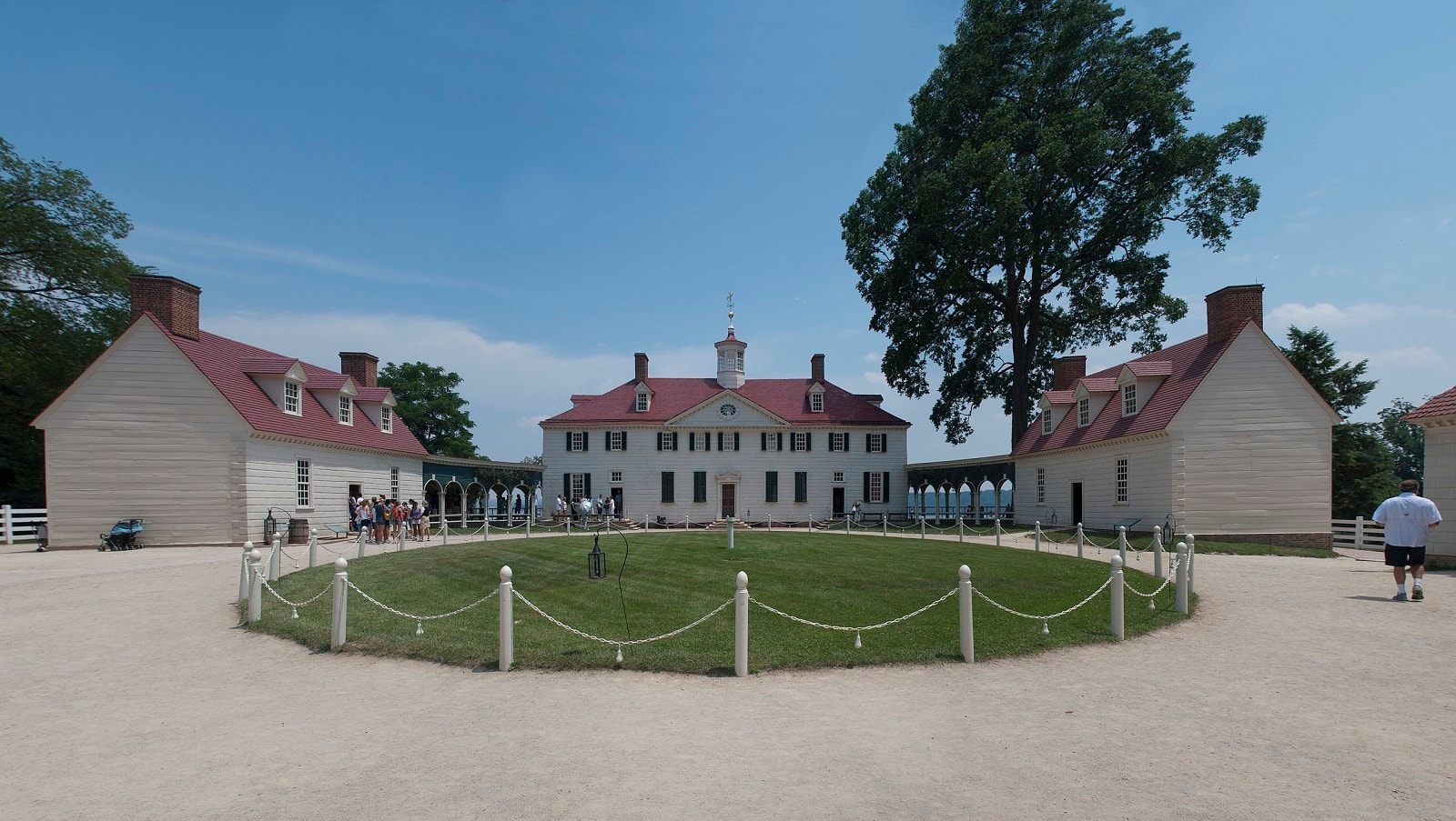 W domu Waszyngtona znaleziono skrytkę sprzed 250 lat. Poznaliśmy jej zawartość