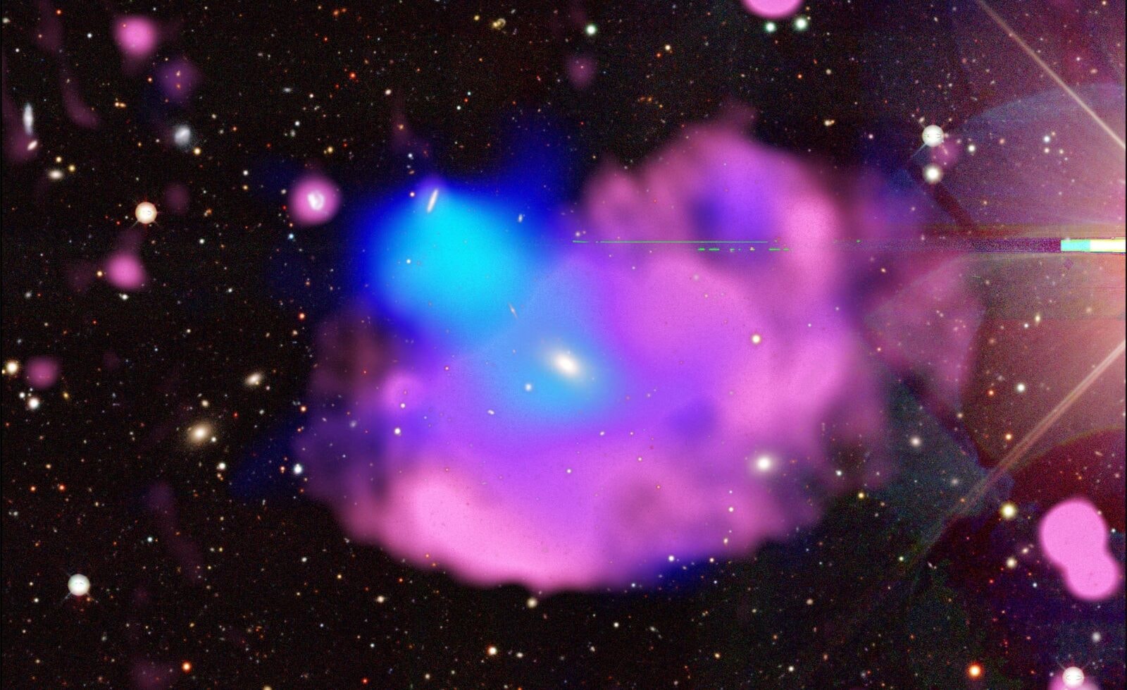 Dziwne pierścienie radiowe na nocnym niebie. Naukowcy w końcu je wyjaśnili