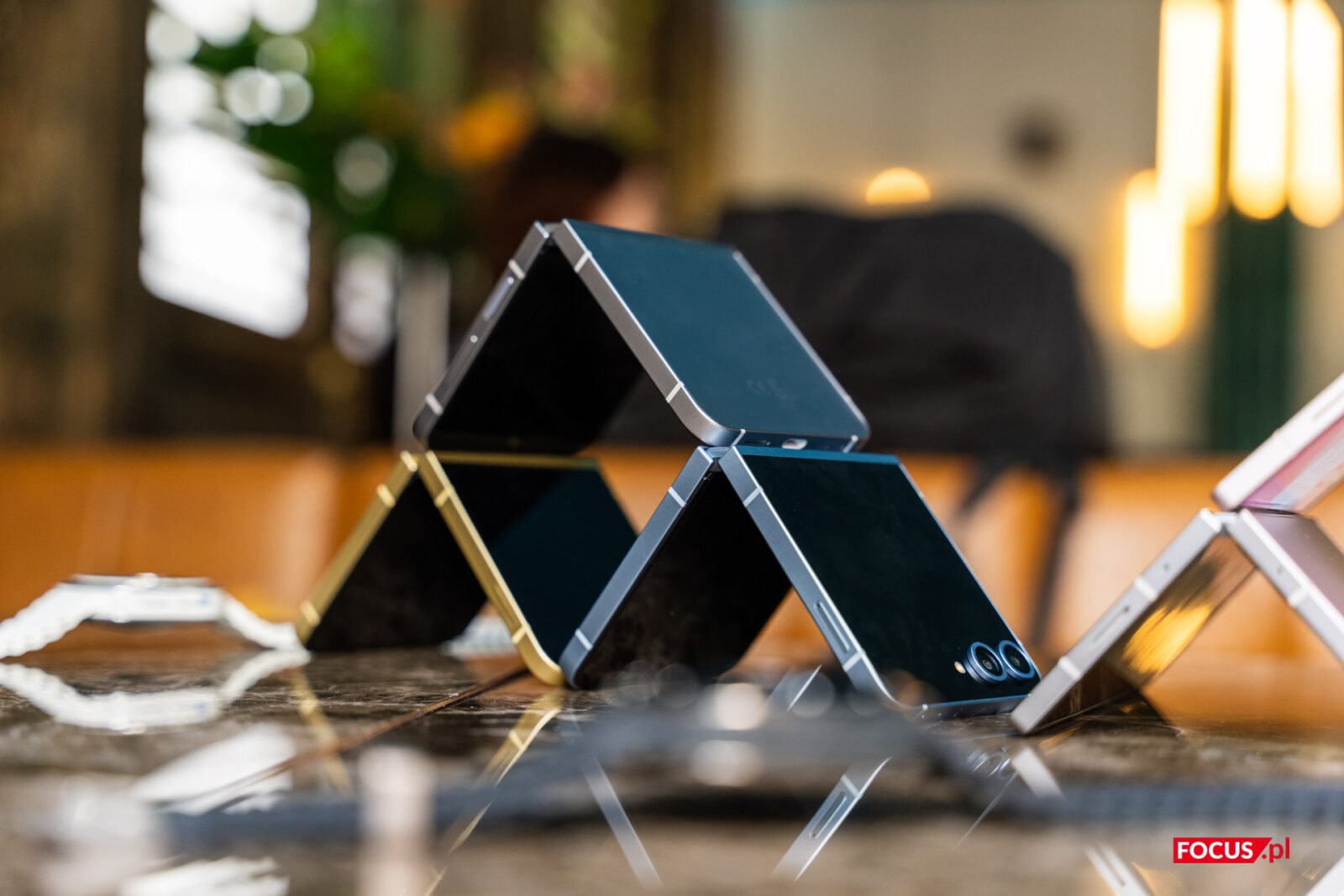 Galaxy Z Flip 7 dostanie większą baterię, ale konkurencja i tak nie ma się czego obawiać