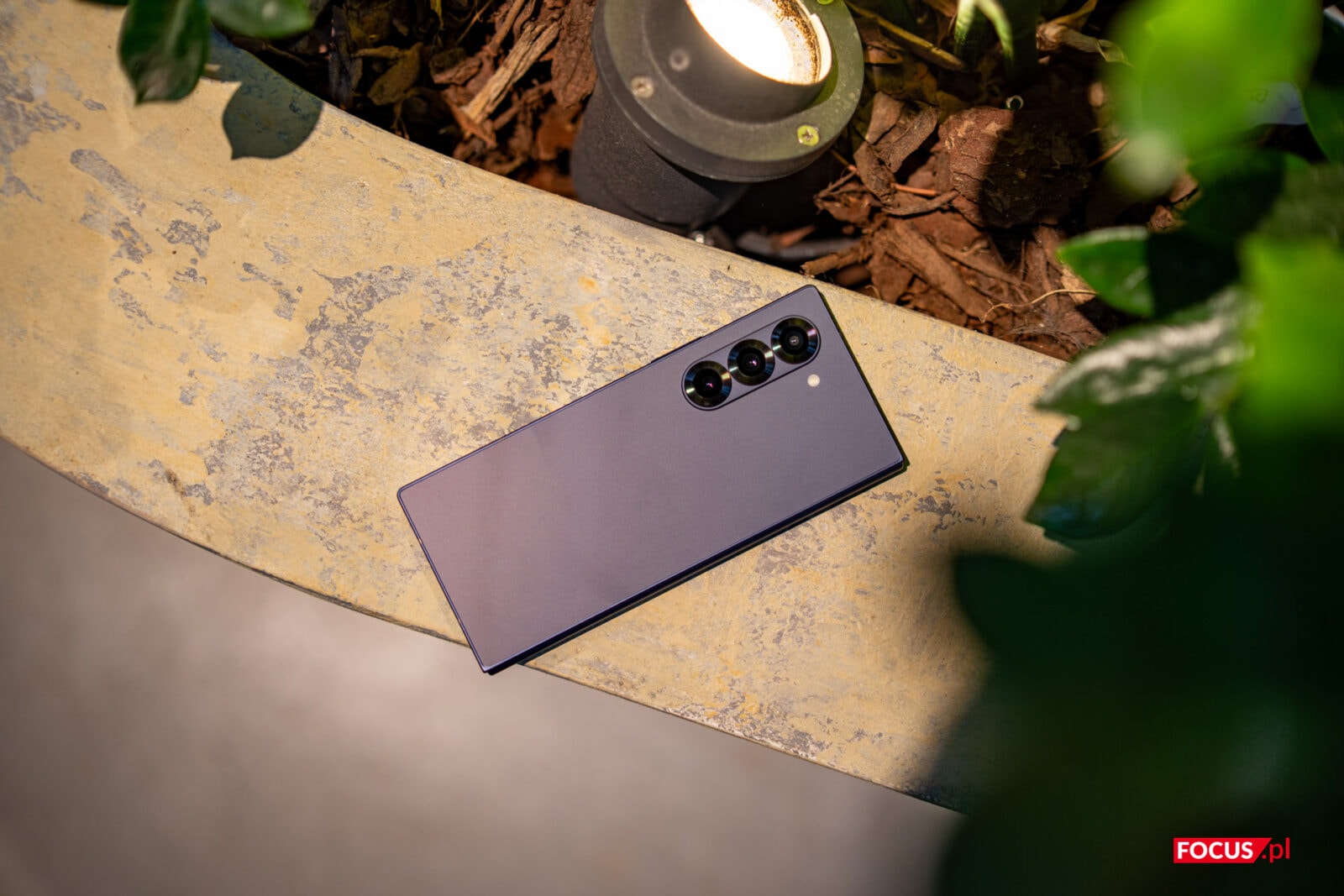 Twój smartfon Galaxy wykrył wilgoć? Wyczyść dane aplikacji