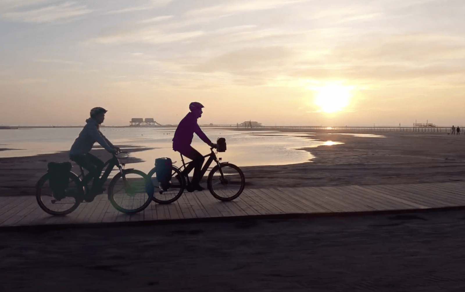 Ten rower elektryczny kupisz teraz w Decathlonie aż 3500 taniej