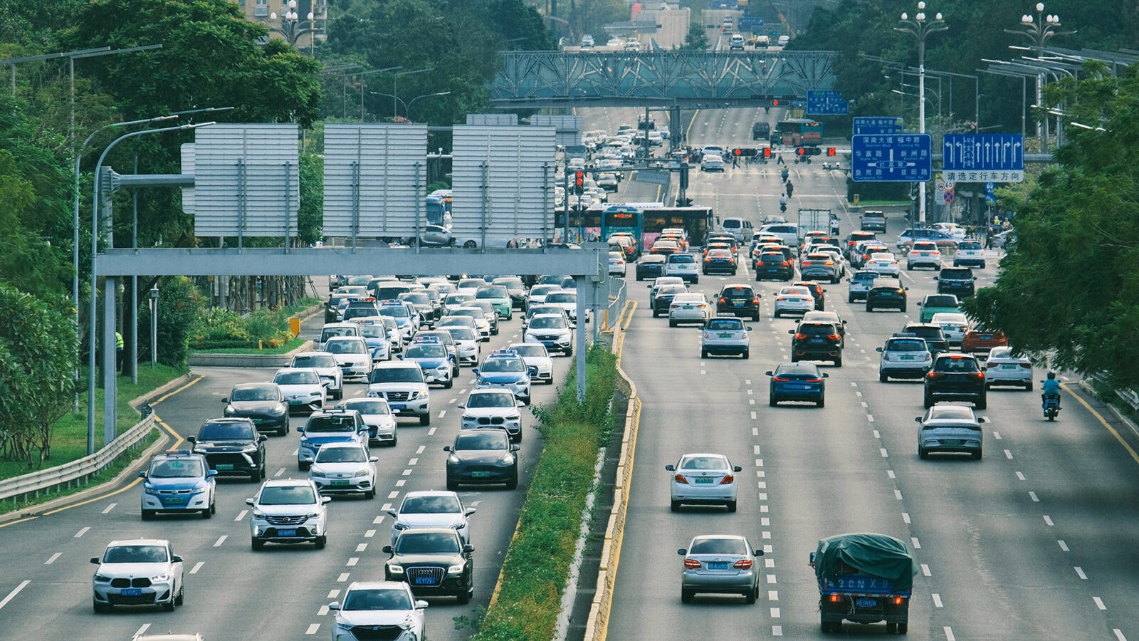 Autostrada w Chinach, Duc Van / Unsplash