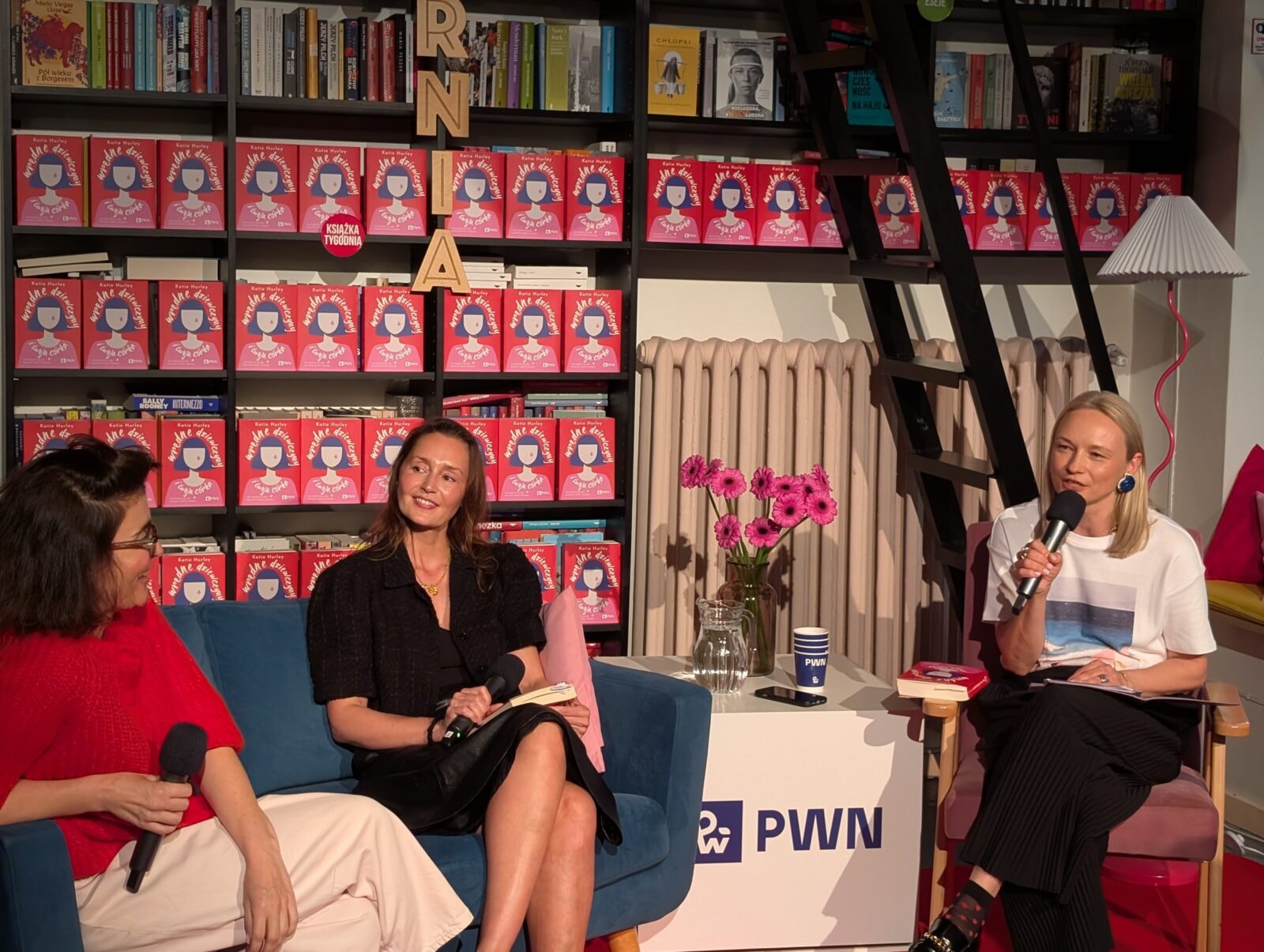 Spotkanie promujące książkę &#8220;Wredne dziewczyny i Twoja córka&#8221;. Od lewej: Olga Kwiecińska, Marta Majchrzak, Katarzyna Dąbrowska, redaktorka naczelna Glamour; Fot. Beata Igielska

