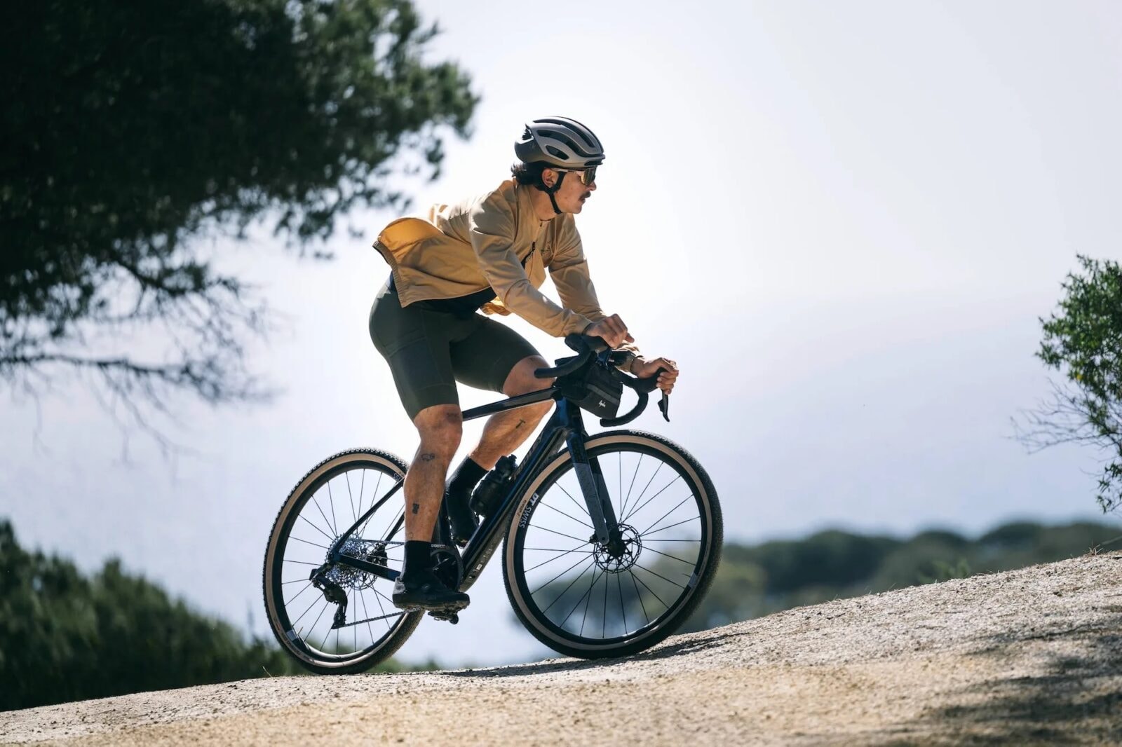 E-ASTR – pierwszy gravel z silnikiem TQ-HPR40. Co oferuje nowy Ridley?