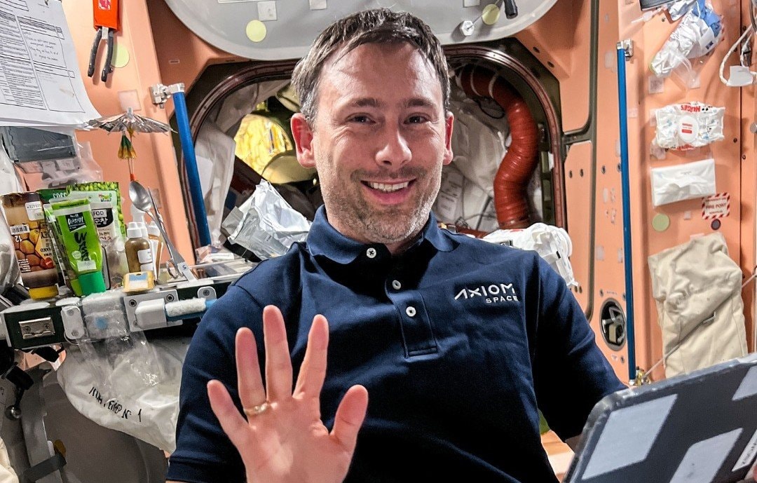 Sławosz Uznański-Wiśniewski podczas misji Ax-4 /Fot. Axiom Space
