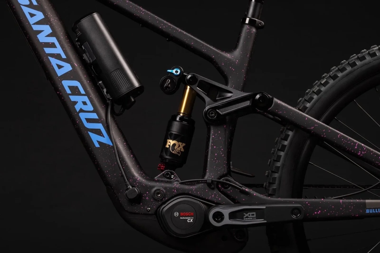 Zjazdy bez kompromisów i podjazdy bez wysiłku. Santa Cruz stworzył eMTB, które zastępuje wyciąg górski