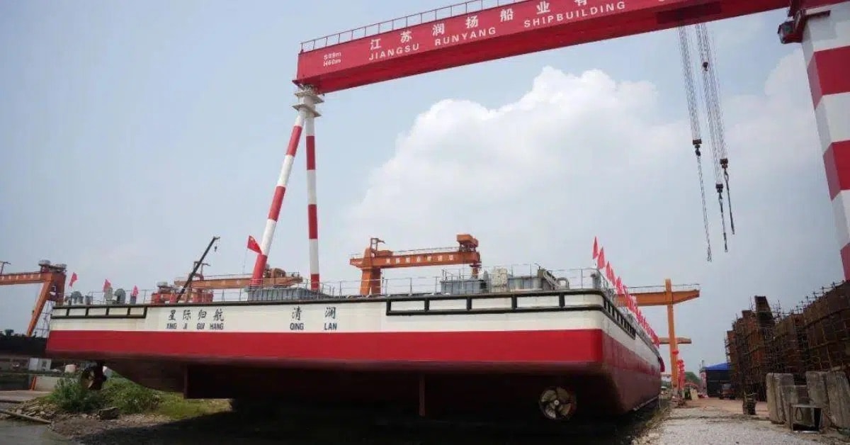 Chiny już mają swoją własną barkę do lądowania rakiet. SpaceX ma coraz silniejszych rywali